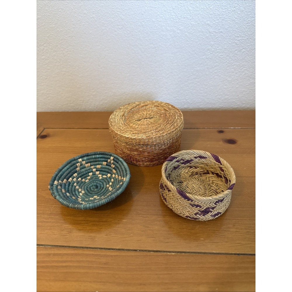 Lot Of Three Vintage Mini Baskets Pine needle, Round Lidded, SW Wedding Style NM